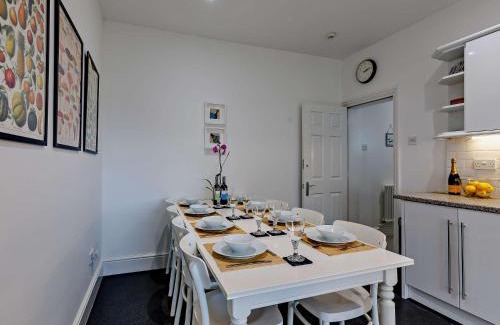 Malvern Apartamento | 4 Bed in Malvern 57335