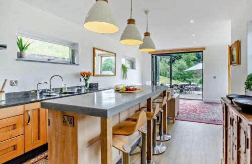 Church Stoke Casa | 4 Bed in Old Churchstoke 91498