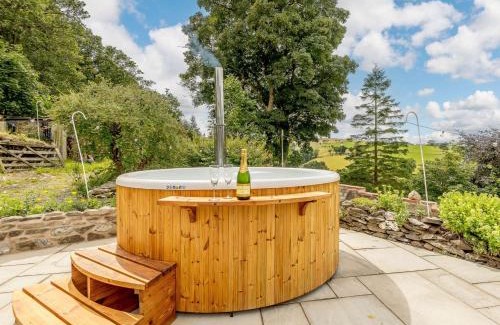 Oswestry Casa | 4 Bed in Oswestry 87477