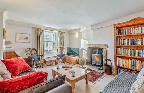 Wearhead Casa | 4 Bed in Wearhead 93527