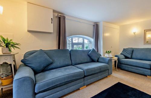 Westleigh Casa | 4 Bed in Westward Ho 46840