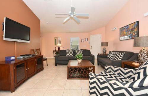 Sandy Ridge Casa | 4 Bed Pool Game Room in Sandy Ridge home