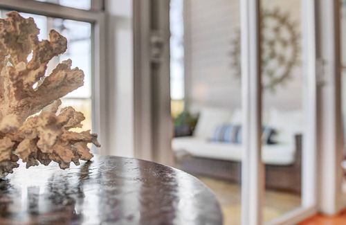 Waters Edge Casa | 4 Bed Townhouse with Fantastic Location and River Views!