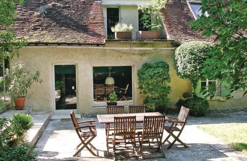 Saint-Georges-sur-Baulche Casa | Alojamiento de 4 habitaciones en St Georges sur Baulche