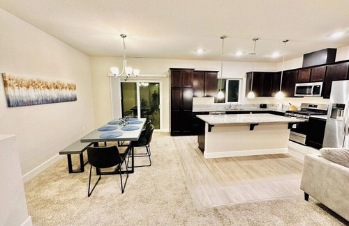 Fernley Casa | 4-Bedroom/2-Bath/Pet OK/Sleeps13