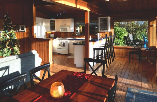 Sooke Casa | Casa de playa de 4 dormitorios y 2 baños