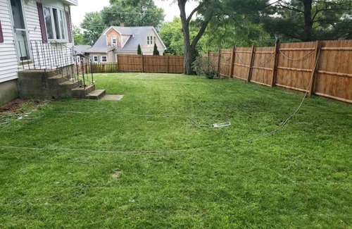 Manchester Casa | 4 bedroom/ 2 bathroom. Safe and quiet area
