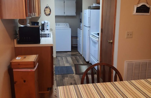 Skiatook Casa | 4 Bedroom-2 Full Baths Close to lake - 20 min to airport