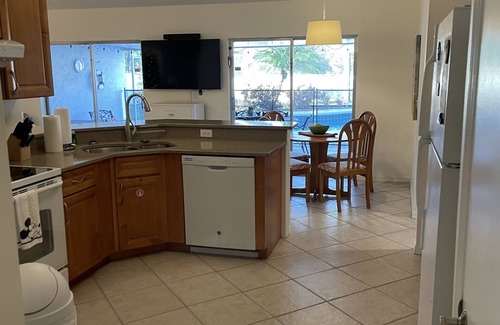 Indian Ridge Casa | 4 BEDROOM/ 3 BATH WITH PRIVATE POOL, CLOSE TO DISNEY/ FOUR CORNERS/ KISSIMMEE