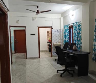Kolkata Apartamento | 4 Bedroom 3 Bathroom Fully AC Private Flat up to 14 People