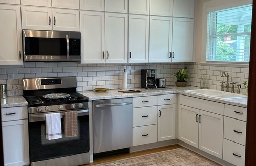 La Salle Casa | 4 Bedroom, 3 Full Bathrooms - 10 Minutes to Starved Rock!