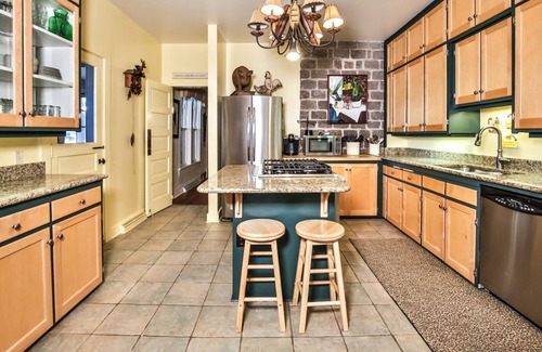 Minocqua Casa | 4 dormitorios, 4 baños remodelado histórica casa ubicada en Lago Minocqua