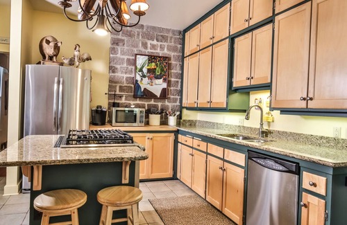 Minocqua Casa | 4 dormitorios, 4 baños remodelado histórica casa ubicada en Lago Minocqua