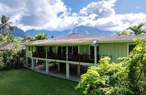 Hanalei Casa | 4 Bedroom A/C home in Hanalei. Walk to shops & the beach!