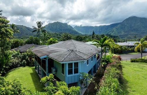 Hanalei Casa | 4 Bedroom A/C home in Hanalei. Walk to shops & the beach!