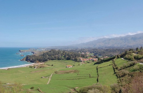 Bricia Casa | Alojamiento de 4 habitaciones en Posada de Llanes