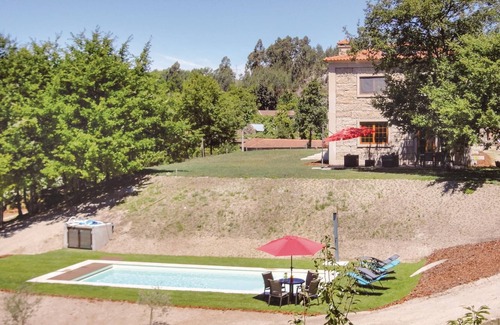 Cabeceiras de Basto Casa | Alojamiento de 4 habitaciones en Celeiro do Monte