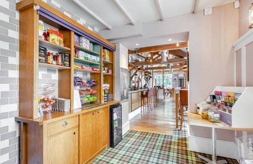 Newton St Loe Chalet De Esquí | Alojamiento de 4 habitaciones en Newton Saint Loe, Nr Bath