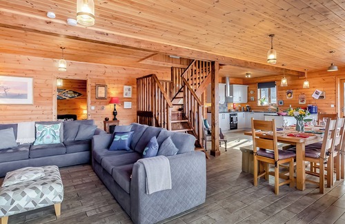 Pentney Cabaña | 4 bedroom accommodation in Pentney Lakes