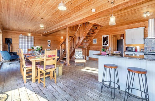 Pentney Cabaña | 4 bedroom accommodation in Pentney Lakes