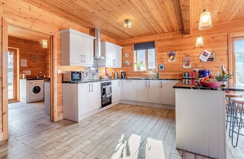 Pentney Cabaña | 4 bedroom accommodation in Pentney Lakes