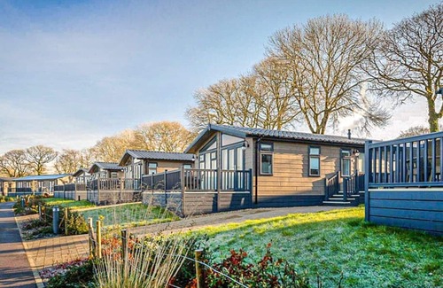 Axminster Chalet De Esquí | 4 bedroom accommodation in Axminster