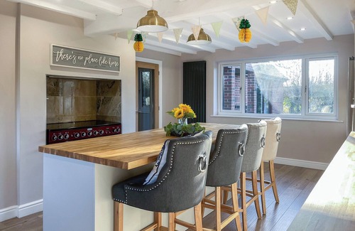 Stramshall Cabaña | Alojamiento de 4 habitaciones en Spath, near Uttoxeter