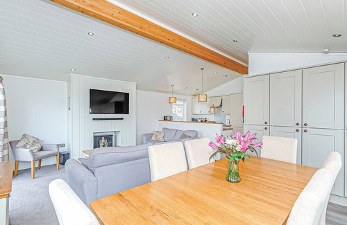 Llanasa Chalet De Esquí | Alojamiento de 4 habitaciones en Talacre, Holywell