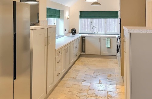 Landshipping Casa | 4 bedroom accommodation in Narberth