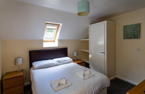 Farley Cabina | 4 bedroom accommodation in Oakamoor