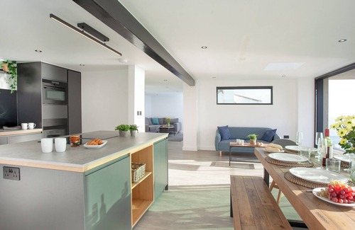Downderry Cabaña | Alojamiento de 4 habitaciones en Torpoint