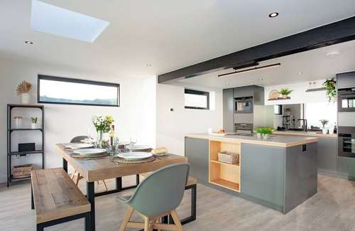Downderry Cabaña | Alojamiento de 4 habitaciones en Torpoint
