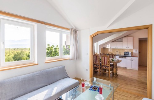 Trilj Apartamento | Impresionante apartamento de 4.