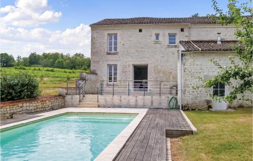 Champmillon Casa | 4 Bedroom Amazing Home In Champmillon