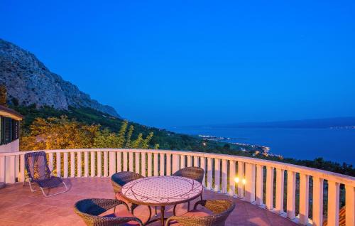 Jesenice Casa | 4 Bedroom Amazing Home In Jesenice
