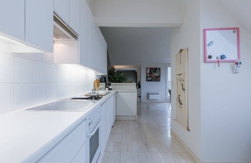 Duinbergen Apartamento | 4 bedroom apartment in Duinbergen with parking