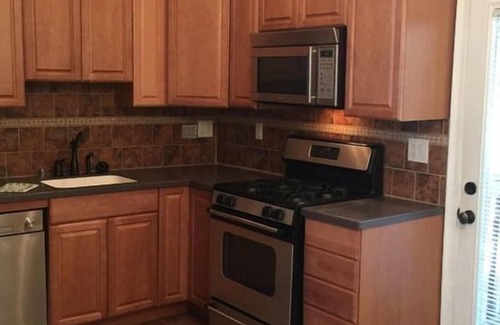 Lower Pacific Heights Apartamento | 4 Bedroom Apartment L-563423 by Houzlet