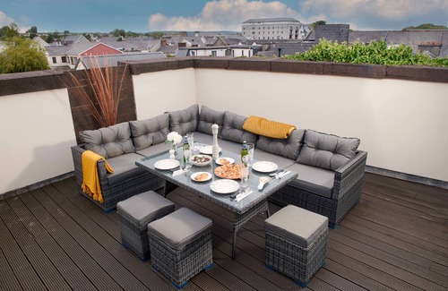 Ennis Apartamento | 4 Bedroom Apartment in Ennis Town Centre