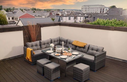 Ennis Apartamento | 4 Bedroom Apartment in Ennis Town Centre