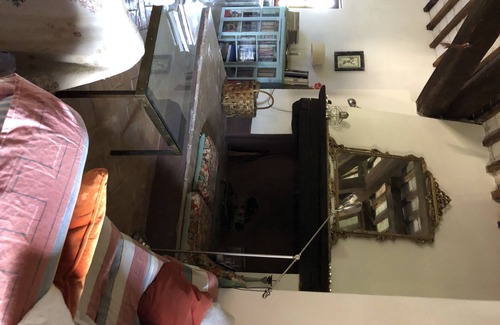 Seggiano Casa | 4 bedroom apartment in a medieval castle estate with swimming pool