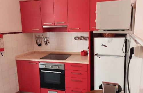 Coimbra City Centre Apartamento | 4 Bedroom apartment that offers a wonderful view of Coimbra and Mondego river.