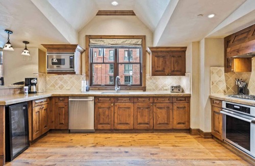 Downtown Complejo | 4 BEDROOM ASPEN MOUNTAIN RESIDENCES, OLD HYATT, BEST LOCATION!
