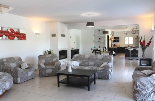 Apt Casa | Preciosa casa en apto con WiFi
