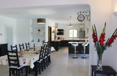 Apt Casa | Preciosa casa en apto con WiFi