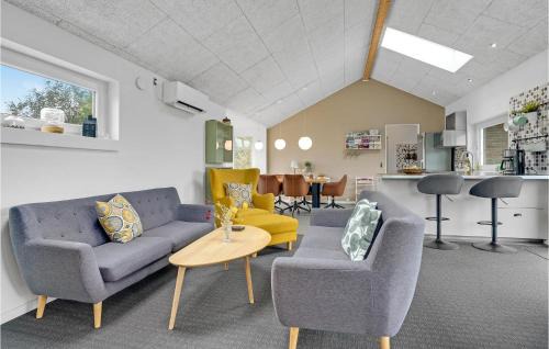 Vinderup Casa | 4 Bedroom Awesome Home In Vinderup
