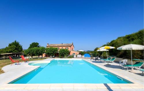 Urbania Casa | 4 Bedroom Awesome Home In Urbania