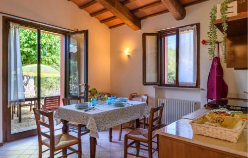 Urbania Casa | 4 Bedroom Awesome Home In Urbania