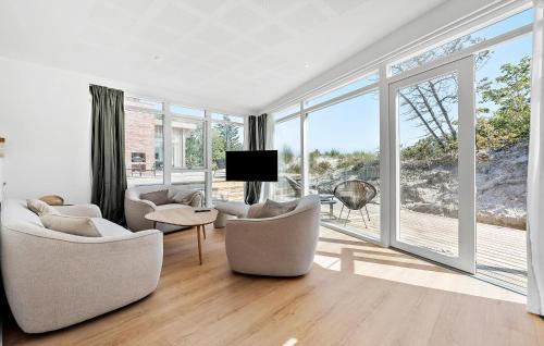 Hvidbjerg Strand Casa | 4 Bedroom Beach Front Home In Børkop