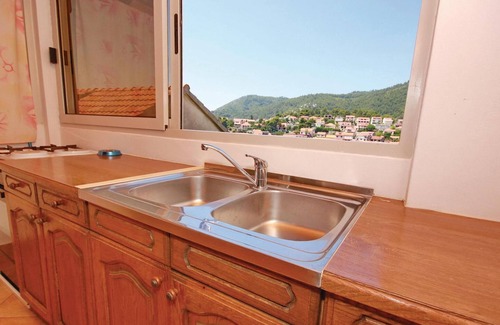 Brna Apartamento | Hermoso apartamento de 4 dormitorios en.