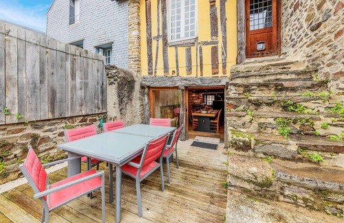 Montaubert - Rille - Saint-Sulpice Casa | Hermosa casa de 4 dormitorios en.